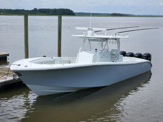 39' Yellowfin 2015 Yacht For Sale